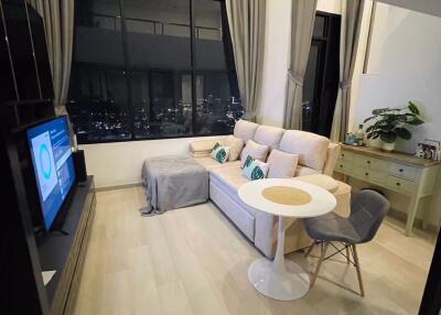 1 bed Duplex in Knightsbridge Prime Sathorn Thungmahamek Sub District D020260