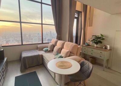 1 bed Duplex in Knightsbridge Prime Sathorn Thungmahamek Sub District D020260