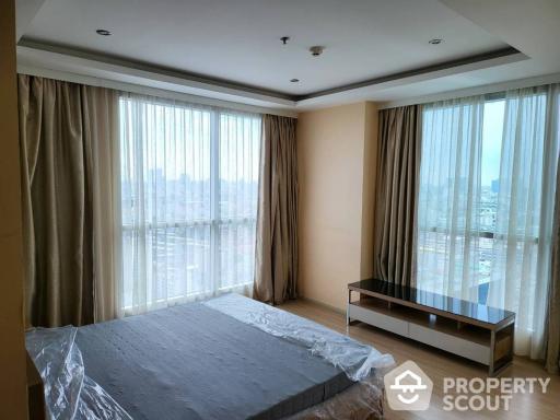 2-BR Condo at Rhythm Ratchada-Huaikwang near MRT Huai Khwang