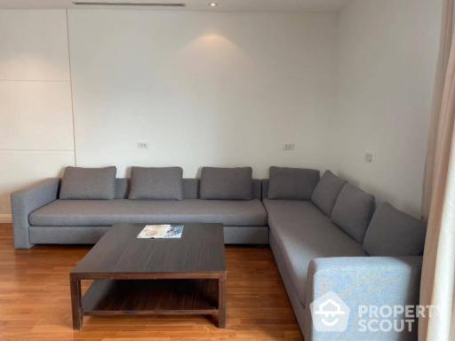 4-BR Apt. near BTS Phloen Chit