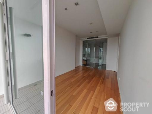 1-BR Condo at The River Condominium near BTS Saphan Taksin