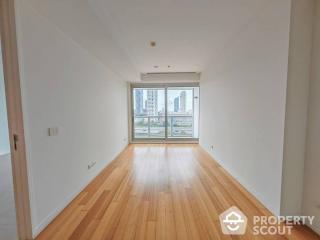 1-BR Condo at The River Condominium near BTS Saphan Taksin