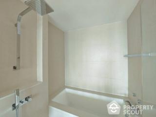 1-BR Condo at The River Condominium near BTS Saphan Taksin