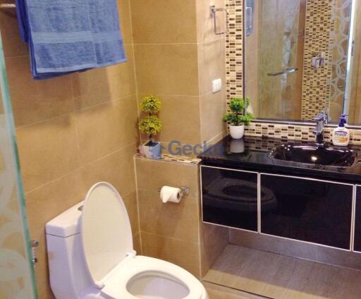 1 Bedroom Condo in Kieng Talay Condo Pratumnak C010937