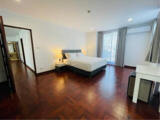 3 Bedrooms 4 Bathrooms Size 300sqm. P.R. Home 3 for Rent 120,000 THB
