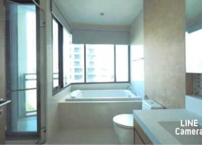 2 Bedrooms 2 Bathrooms Size 93sqm. Bright Sukhumvit 24 for Rent 75,000 THB