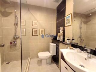 2 Bedrooms Condo in Siam Ocean View Pratumnak C010965