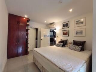 2 Bedrooms Condo in Siam Ocean View Pratumnak C010965