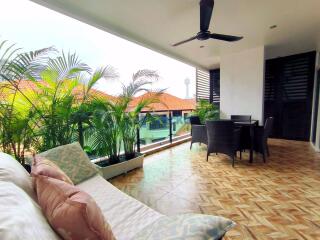2 Bedrooms Condo in Siam Ocean View Pratumnak C010965