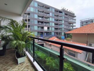 2 Bedrooms Condo in Siam Ocean View Pratumnak C010965