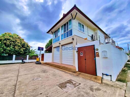 3 Bedrooms House in Tropical Village East Pattaya H009922