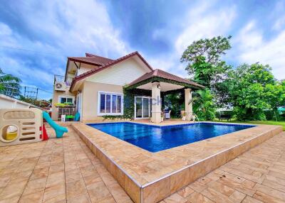 3 Bedrooms House in Tropical Village East Pattaya H009922