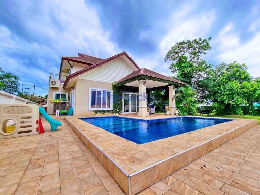 3 Bedrooms House in Tropical Village East Pattaya H009922