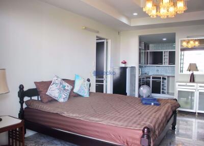 2 Bedrooms Condo in Jomtien Condotel Jomtien C008411