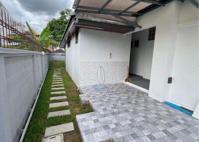 4 bed House Chomphon Sub District H017974