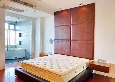 1 Bedroom Condo in Ananya Beachfront Condominium Wongamat C008914