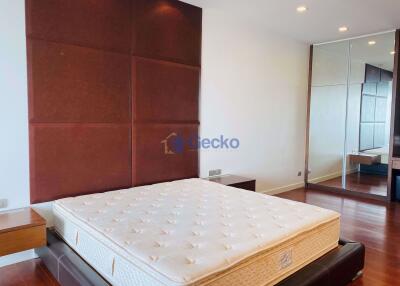 1 Bedroom Condo in Ananya Beachfront Condominium Wongamat C008914