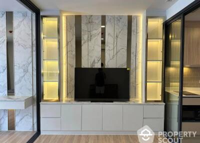 1-BR Condo at Xt Phayathai near BTS Phaya Thai