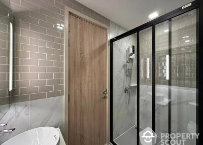 1-BR Condo at Xt Phayathai near BTS Phaya Thai