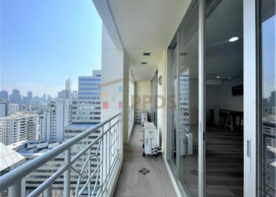 2 Bedrooms for sale at Asoke Place walking distance to BTS  and MRT Asoke