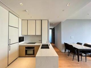 2 Bedrooms 2 Bathrooms Size 80sqm. BEATNIQ Sukhumvit 32 for Rent 80,000 THB