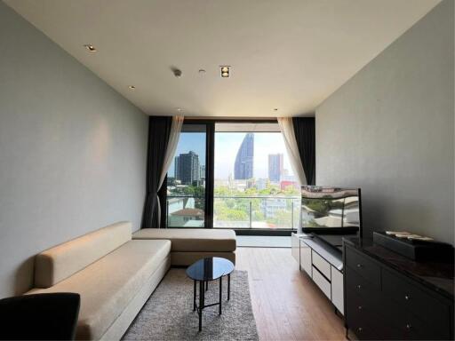 2 Bedrooms 2 Bathrooms Size 80sqm. BEATNIQ Sukhumvit 32 for Rent 80,000 THB