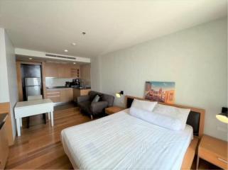 Studio at Sathorn Prime Residence Size 40sqm for Sale 4.9mTHB