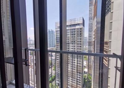 1 bed Condo in Park Origin Phromphong Khlongtan Sub District C018006