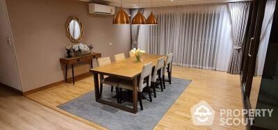 3-BR Condo at Regent On The Park1 (sukhumvit26) Condominium near BTS Phrom Phong