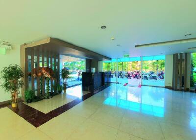 Amazon Residence Condo For Sale In Jomtien