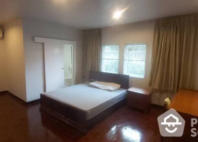 2-BR Apt. near BTS Phloen Chit