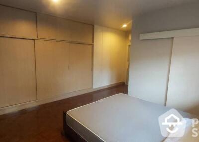 2-BR Apt. near BTS Phloen Chit