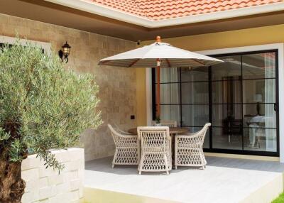 Luxury 2 Bed 2 Bath 201.70 SQ.M. The Olive Village