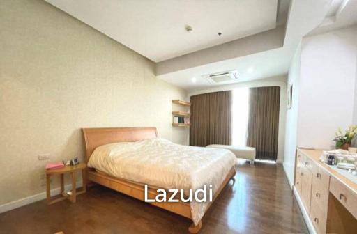 3 Bed 4 Bath 235 SQ.M Baan Sathorn Chaopraya