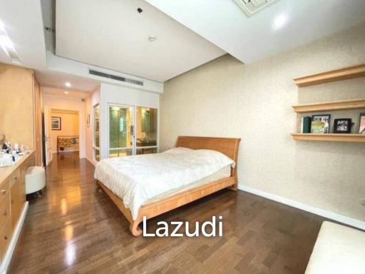 3 Bed 4 Bath 235 SQ.M Baan Sathorn Chaopraya