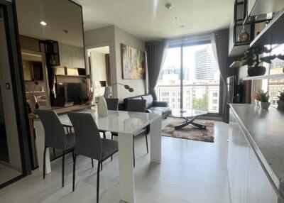 For RENT : Rhythm Sukhumvit 42 / 2 Bedroom / 2 Bathrooms / 56 sqm / 36000 THB [R11937]