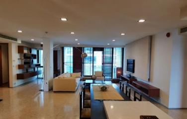 For RENT : Ficus Lane / 3 Bedroom / 3 Bathrooms / 210 sqm / 125000 THB [10936878]