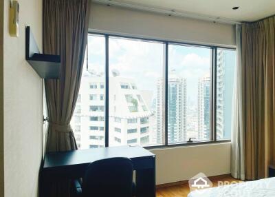 1-BR Condo at The Emporio Place near BTS Phrom Phong