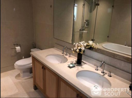 1-BR Condo at The Emporio Place near BTS Phrom Phong