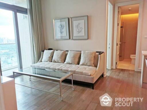 2-BR Condo at Oriental Residence near BTS Phloen Chit