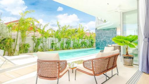 Stylish 5-Bed Pool Villa in Nai Harn