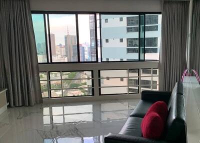 For RENT : President Park Sukhumvit 24 / 3 Bedroom / 3 Bathrooms / 260 sqm / 75000 THB [R11938]