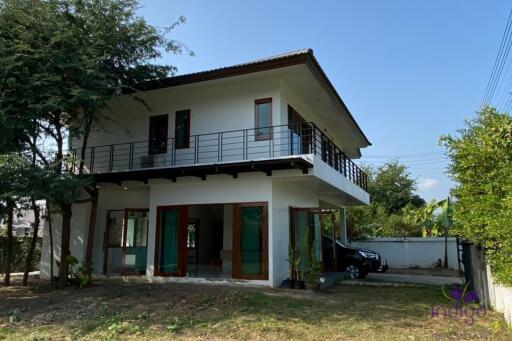 ขาย Lovely home on a large corner plot of 125 wah 4 bedroom 4 Bathroom at Hangdong Chiangmai