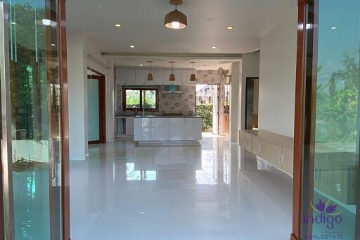 ขาย Lovely home on a large corner plot of 125 wah 4 bedroom 4 Bathroom at Hangdong Chiangmai