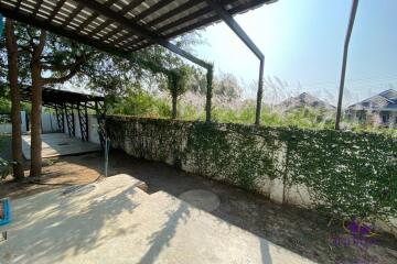 ขาย Lovely home on a large corner plot of 125 wah 4 bedroom 4 Bathroom at Hangdong Chiangmai