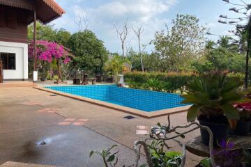 Large property on 4+ rai land for sale 6 bedrooms near Mae Jo University Sansai Chiangmai