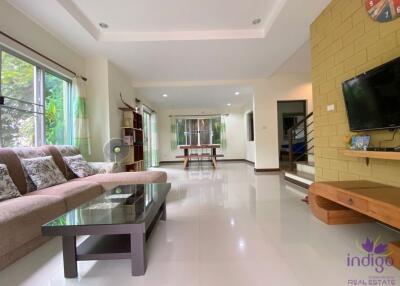 Lovely 3 bedroom well-maintained house in a family friendly community in San Kamphaeng