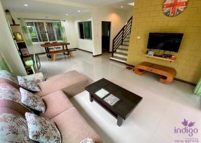 Lovely 3 bedroom well-maintained house in a family friendly community in San Kamphaeng