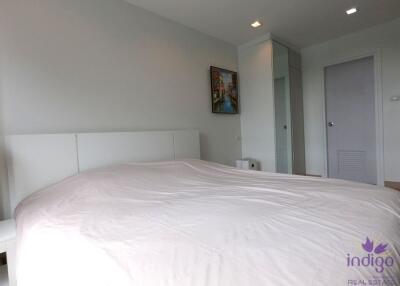ขายคอนโด 1 ห้องนอนพร้อมเฟอร์นิเจอร์ใหม่ที่ Diamant Condominium Faham Muang Chiang Mai