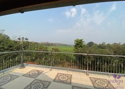 Wonderful 3 bedroom house on top of a hill surrounded by nature and lovely countryside view. Mae Taeng, Chiang Mai.